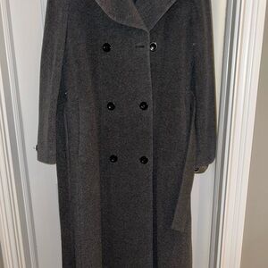 Elegant Gray Double-Breasted Coat